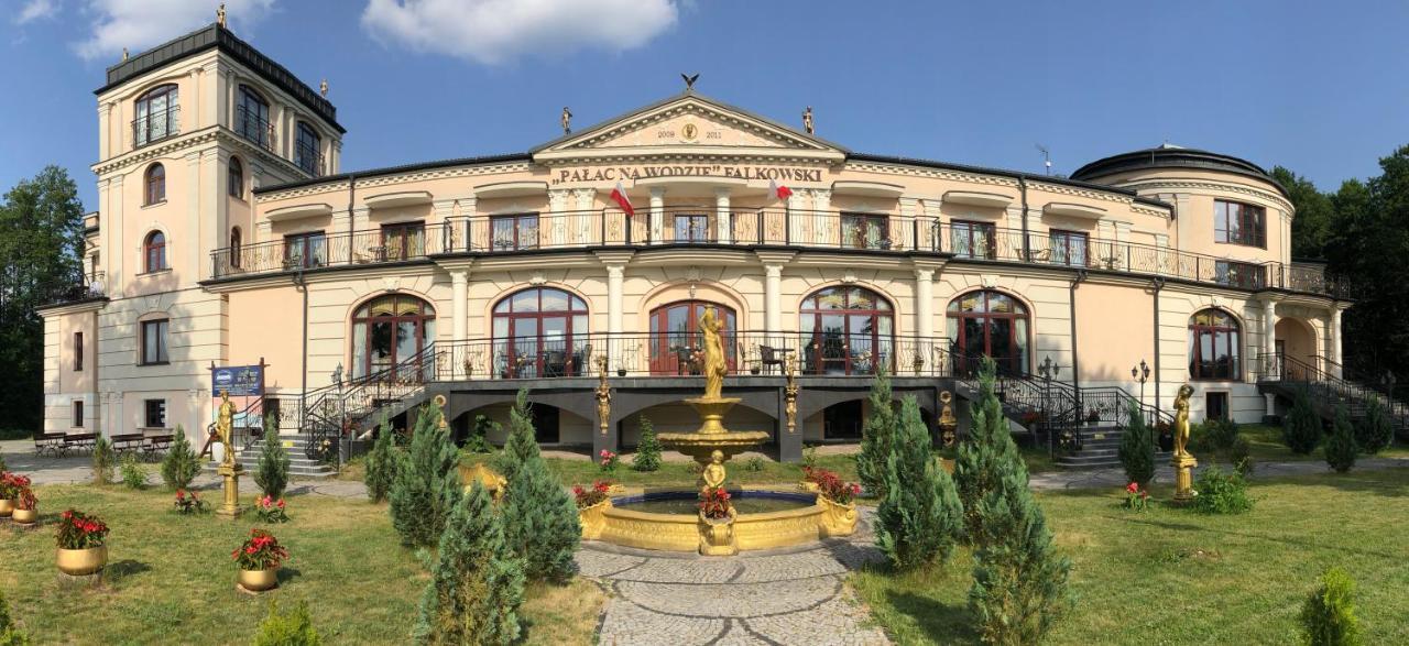 Uzdrowisko Sanatorium Augustow Palac Na Wodzie Falkowski Buitenkant foto